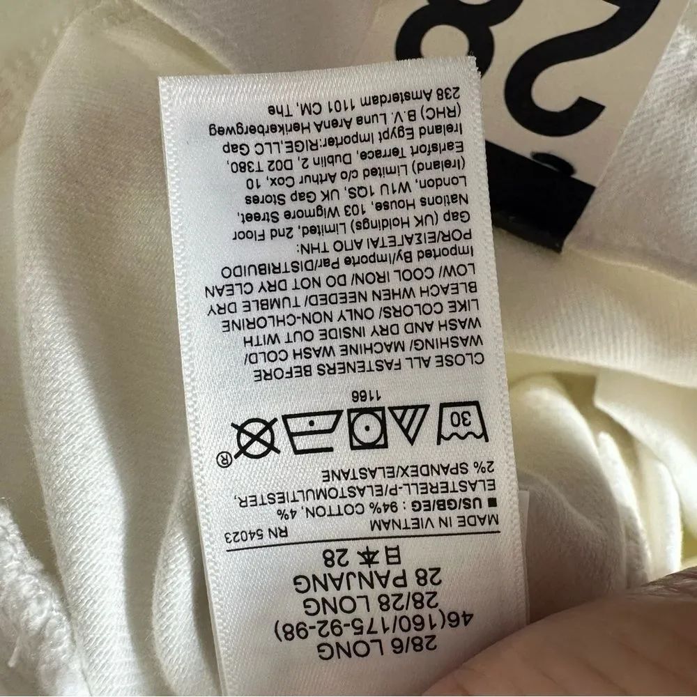 GAP White Ripped Jeans - Picture 9 of 11